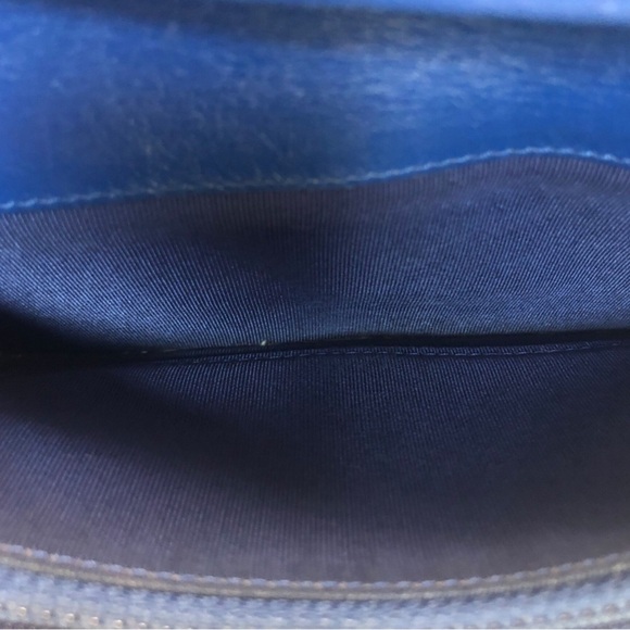 Chanel Classic Electric Blue Quilted Patent Leather CC Bifold Wallet, EC w COA - Picture 13 of 16